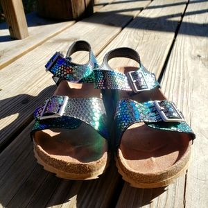 Arizona girls open toe sandals